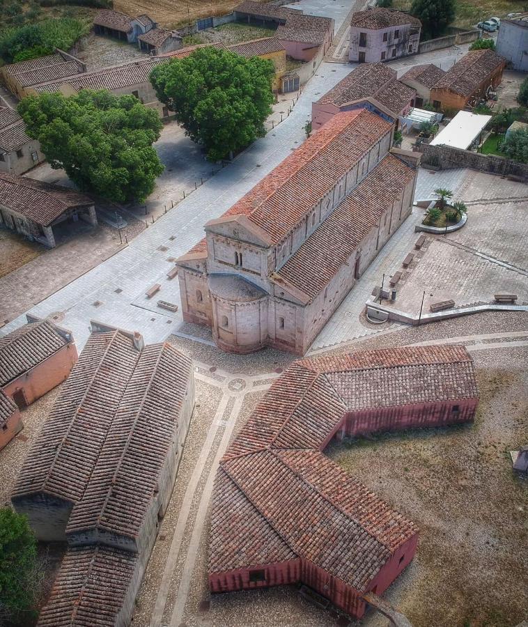 Domus Deiana Case Vacanza San Giovanni Suèrgiu Eksteriør bilde